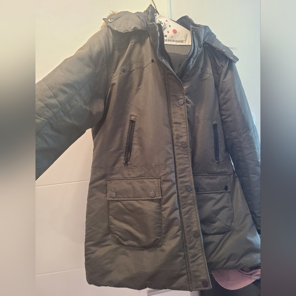 Ricki's mid-length winter jacket - Picture 1 of 3